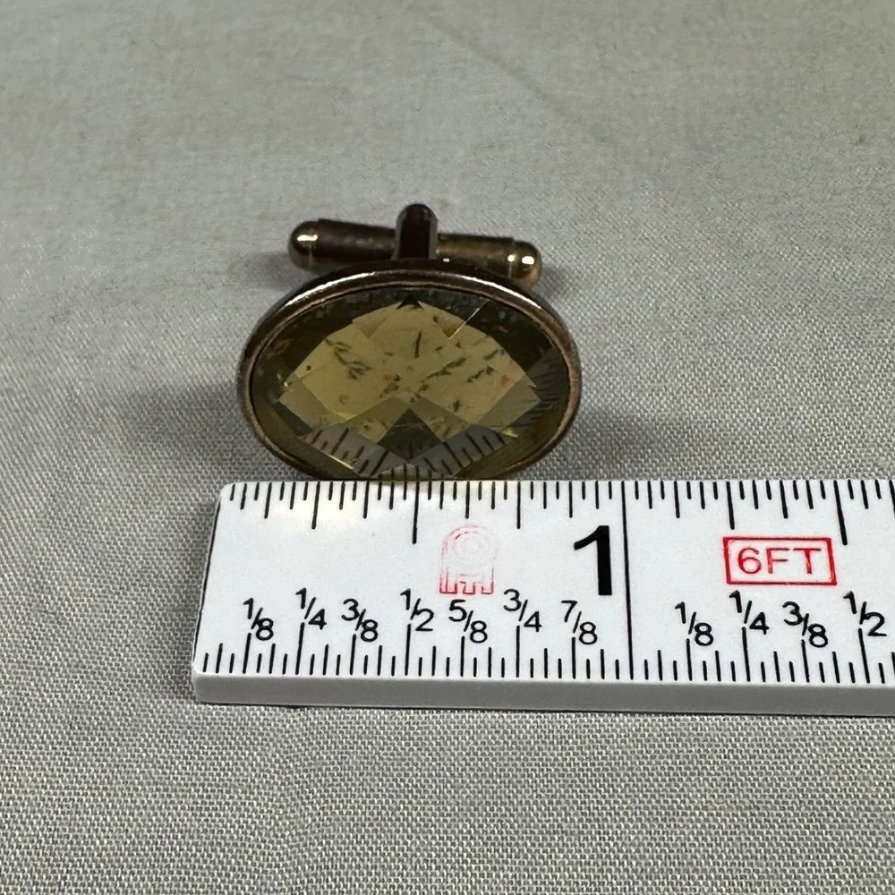 The Unbranded Brand item description